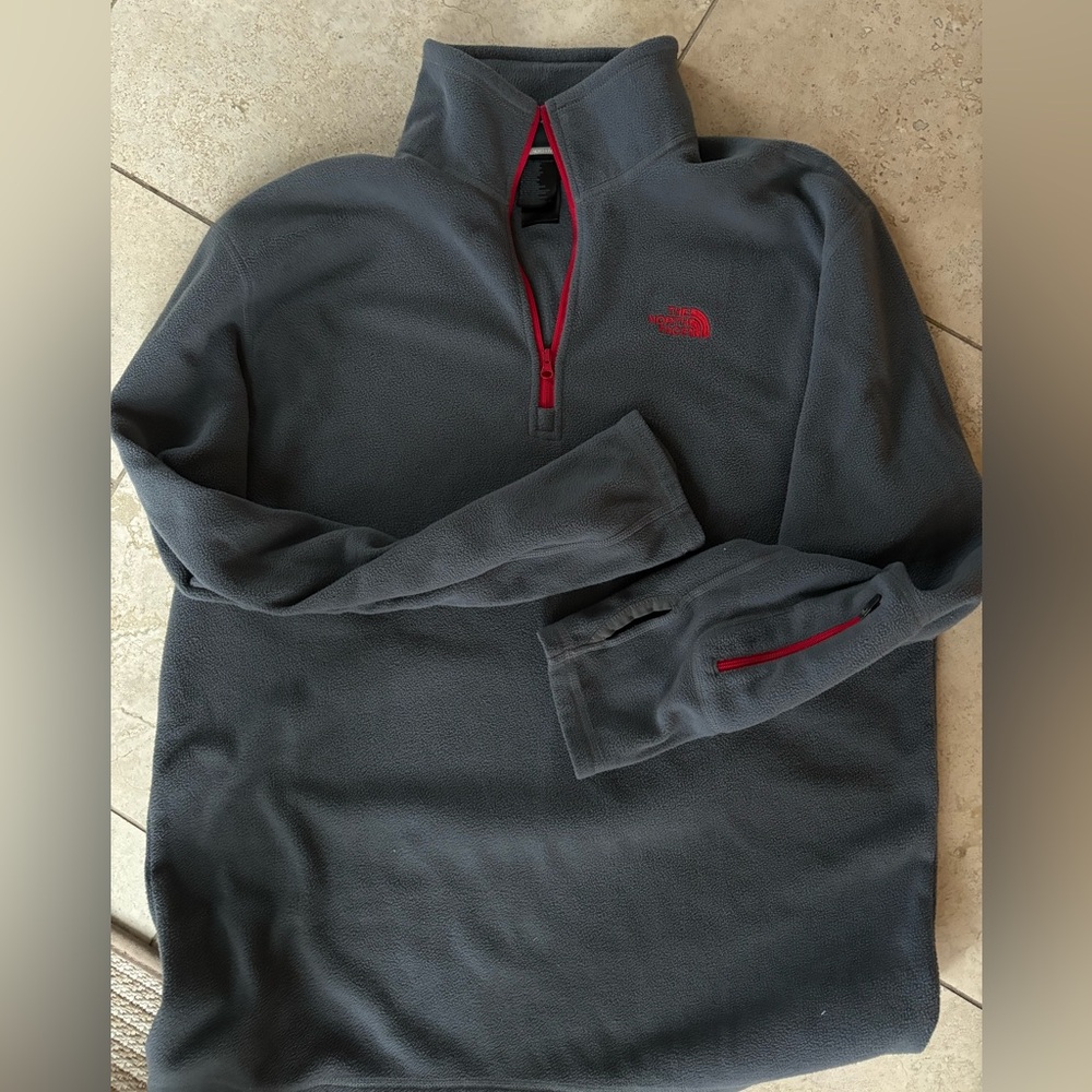 North Face quarterzip